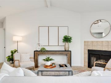 12706 Heinemann Dr
