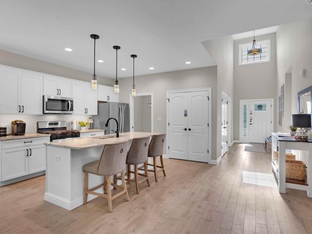 12708 Creekside Drive