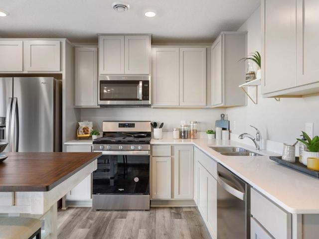 12711 Ashbury Dr, Rogers, MN 55374 | MLS #7044