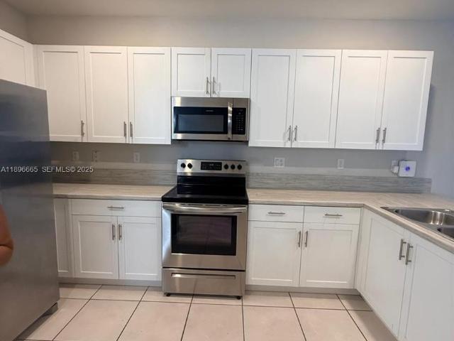 12715 SW 230th Ter, Miami, FL 33170 | MLS #A11896