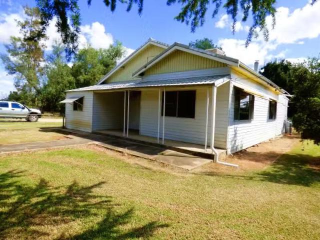 1271 Henry Lawson Way, GRENFELL House for rent Listed by Dean.