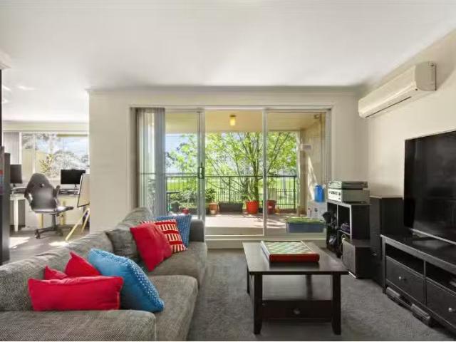 127/20 Federal Highway, WATSON House for rent Listed by Judy.