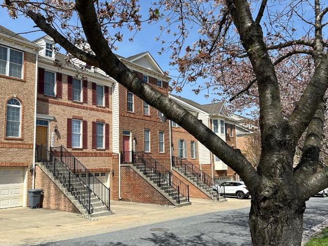 12737 York Mill Ln, Clarksburg, MD 20871 | MLS #MDMC2225