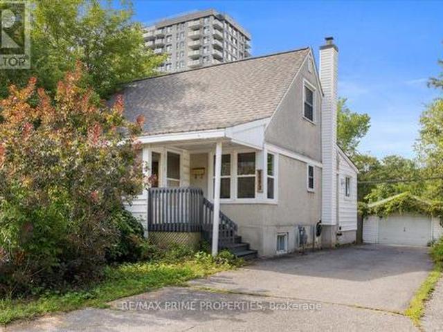 1273 Thames Street, Ottawa, ON, K1Z 7N1 house for sale | Listing ID X13682 | Royal LePage