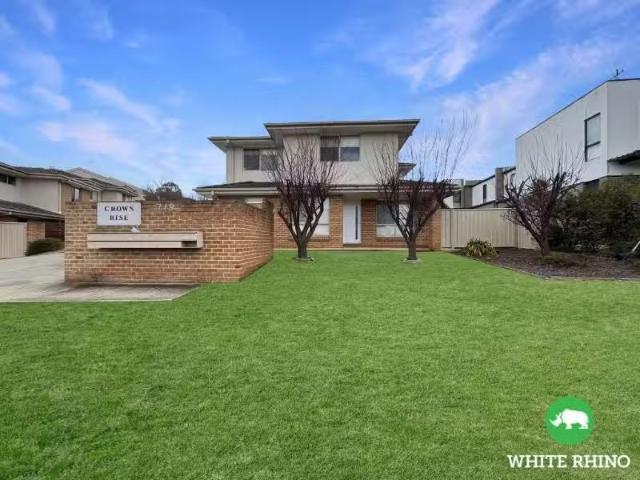 12/7 9 Blackall Avenue, Crestwood Townhouse for rent Listed b.