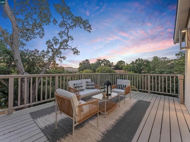 127 Caminar Way
