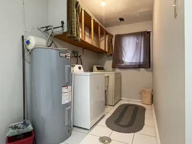 127 Cheltenham Street 1 127 Cheltenham St #1
