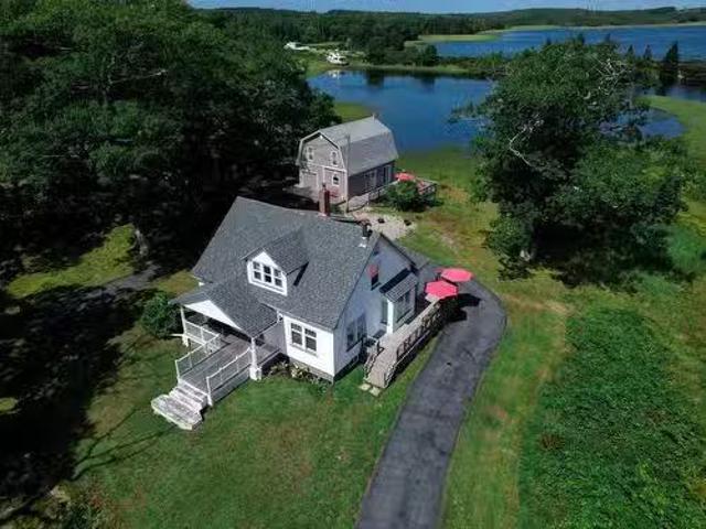 127 Chemin Old Oak Road, Glenwood, NS, B0W 1W0 house for sal.