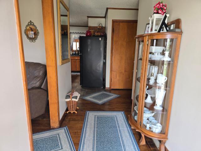 127 Alpine Road