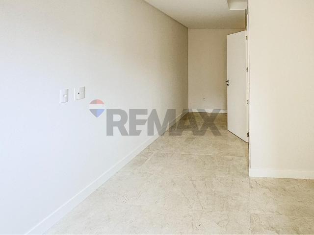 127 Área Útil Apartamento Alugar, 3 Dormitórios localizado em rua 216, 196, Meia Praia, Itapema, Santa Catarina, 88220000 | Brasil