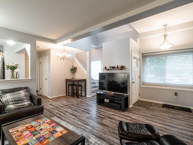 127 Garfield Ave, Unit C