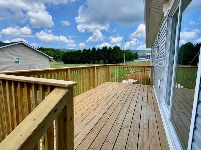 127 Deer Ridge