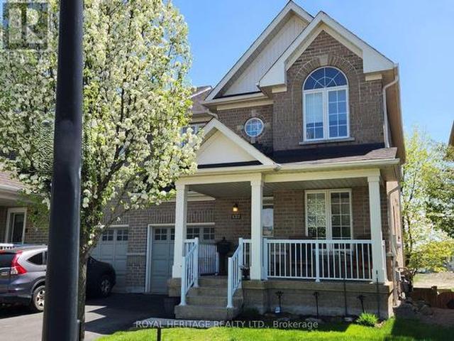 127 Knapton Drive, Newmarket Woodland Hill, ON, L3X 3B3 house for sale | Listing ID N13077 | Royal LePage