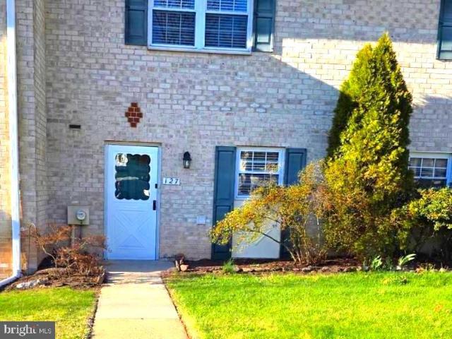 127 Hampstead Drive # 127