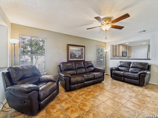 127 Hampton Bend