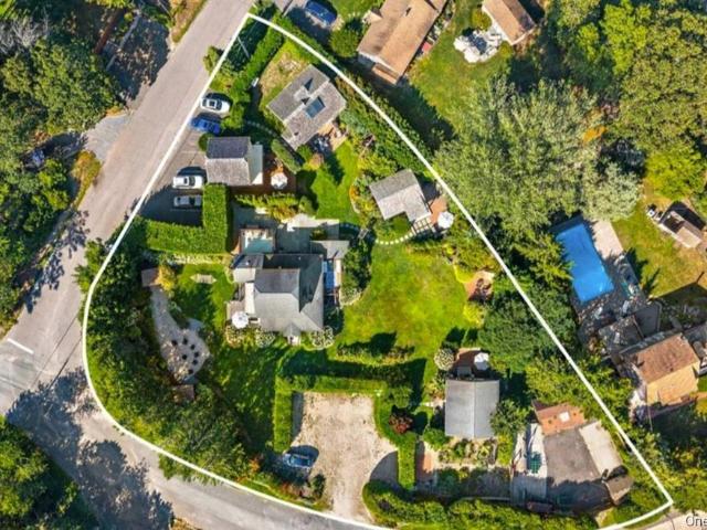 127 Inlet Rd, Hampton Bays, NY 11946 | MLS #993361