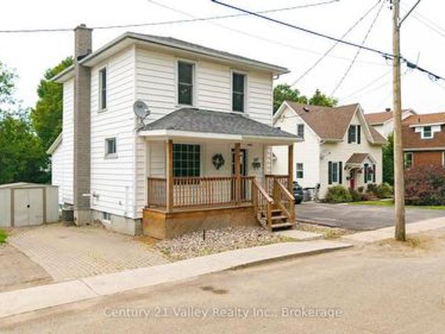 127 Jennet Street, Renfrew, ON, K7V 3C1 house for sale | Listing ID X13524 | Royal LePage