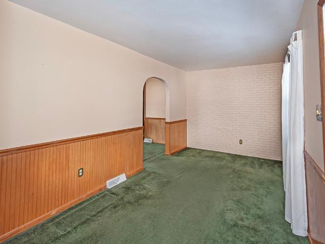 127 Lily Street