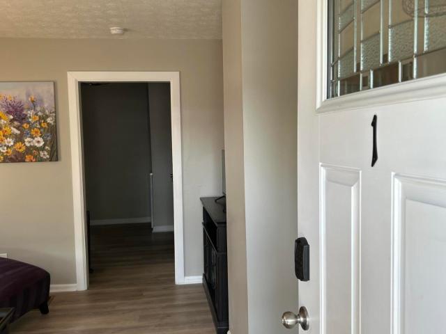 127 Lytle Way