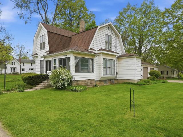 127 N Kinney