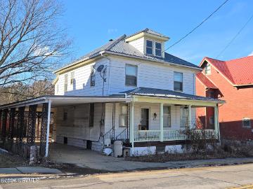 127 S 3RD Street