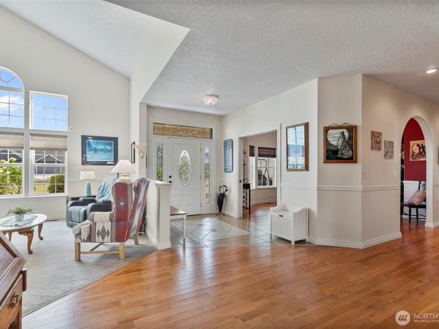 127 Skyhawk Drive