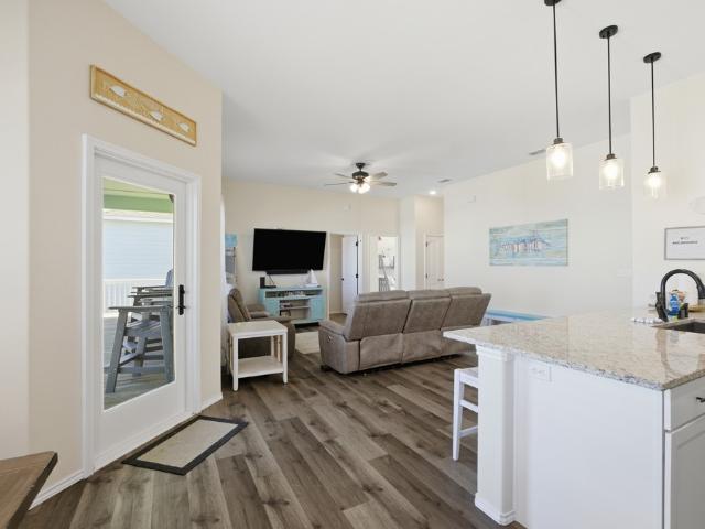 127 Paradise Drive