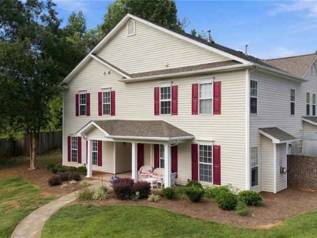 127 Pinewood Lane #103