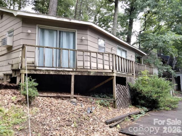 127 Rock Crest Cove
