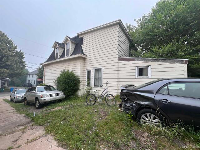 127 W Arch Street