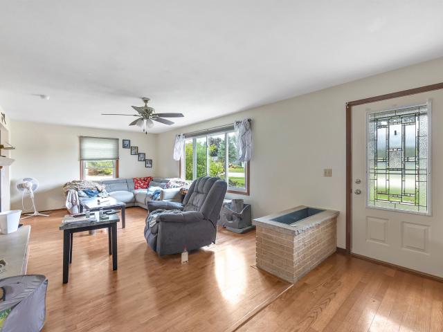 127 w capitol drive