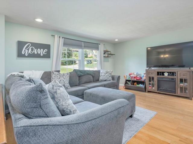 127 W Fair Meadows Dr