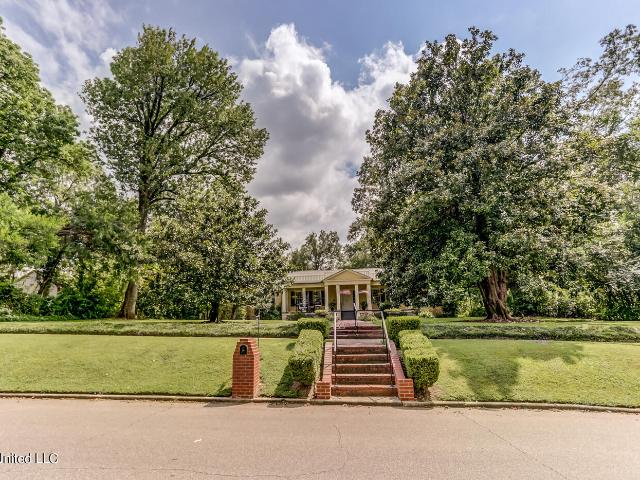 127 W Gholson Avenue