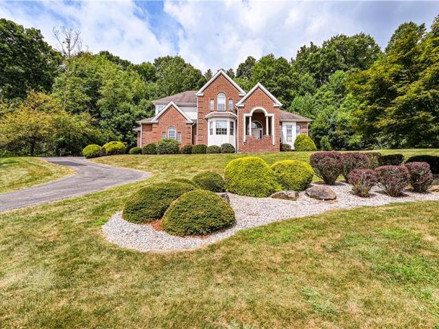 127 Woodhaven Dr, Jeannette, PA 15644 | MLS #1715
