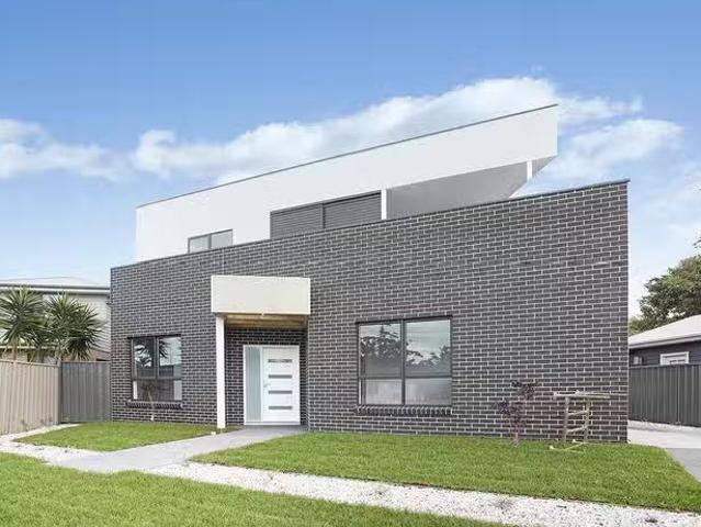 1/27 Wooroo Street, Albion Park Rail, NSW 2527