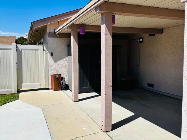 127 Tree Fern Court