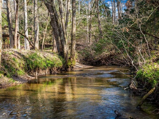 127 Twin Creeks Road