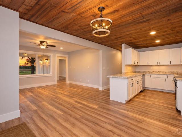 12873 New Hope White Oak Station Rd