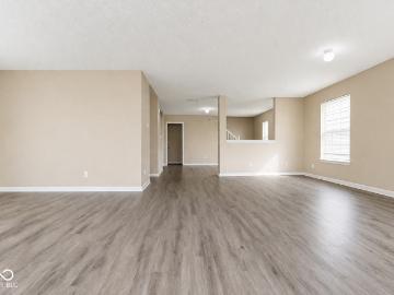 12877 Courage Crossing, Fishers, IN 46037 | MLS #22093