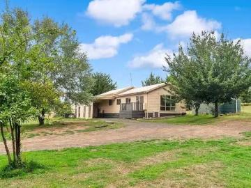 1289 Old Melbourne Road, Gordon, VIC 3345