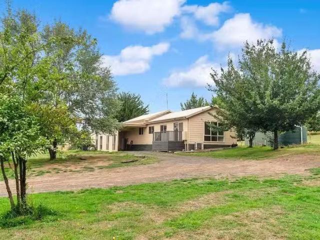 1289 Old Melbourne Road, Gordon, VIC 3345