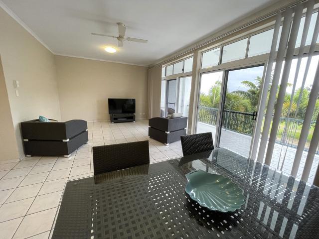 12/89 Horseshoe Bay RoadBowen QLD 4805, Australia