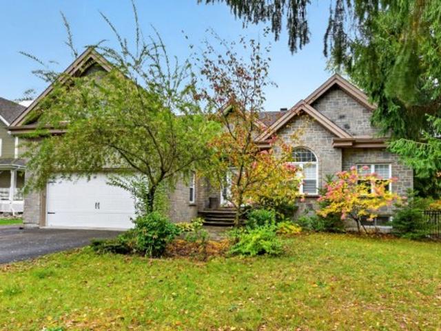 1280 Rue Dutchy, Saint Lazare, QC, J7T 1Z9 house for sale | Listing ID 21425 | Royal LePage