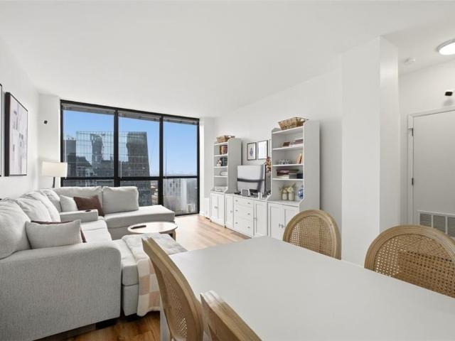 1280 W Peachtree Street NW 3713