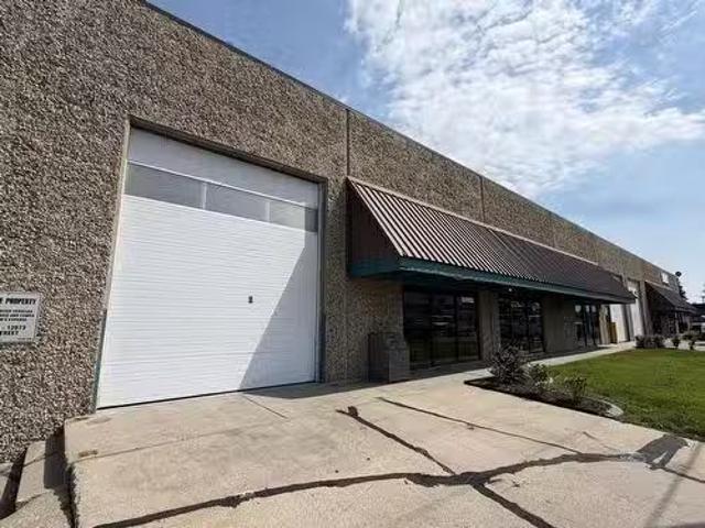 12817 52 Street, Edmonton, AB, T5A 3P8 commercial for rent o.
