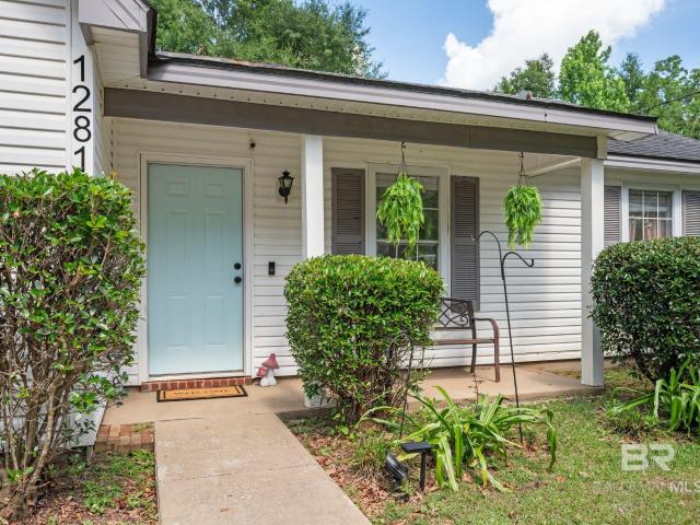 1281 E Burnt Tree Drive