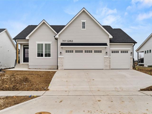 1282 S 92nd St, West Des Moines, IA