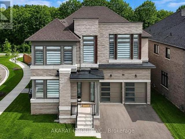 1283 Meadowside Path, Oakville, ON, L6M 5M9 house for sale | Listing ID W13125 | Royal LePage
