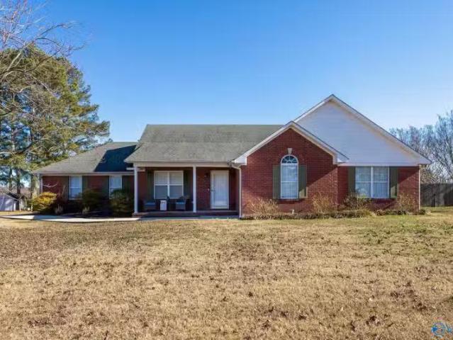 128 COUNTY ROAD 496, TRINITY, AL 35673