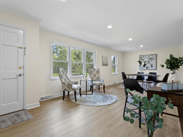 128 Colvin Road